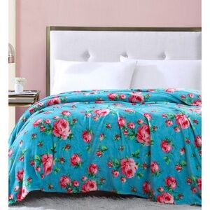 Betsey Johnson Floral Throw